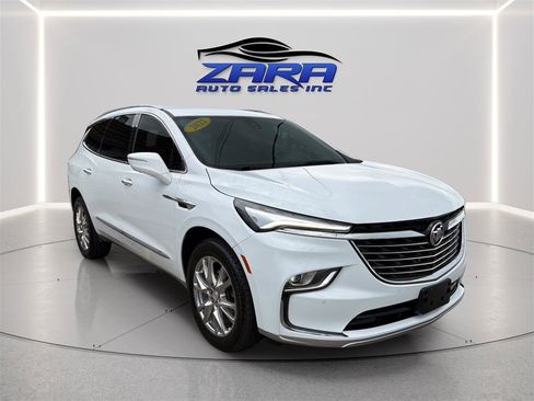 Used 2022 Buick Enclave Premium AWD/4WD image 9