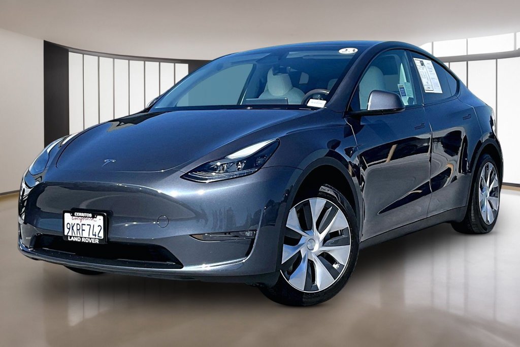 Used 2023 Tesla Model Y 2WD image 1
