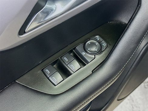 Used 2023 Chevrolet Blazer LT image 20