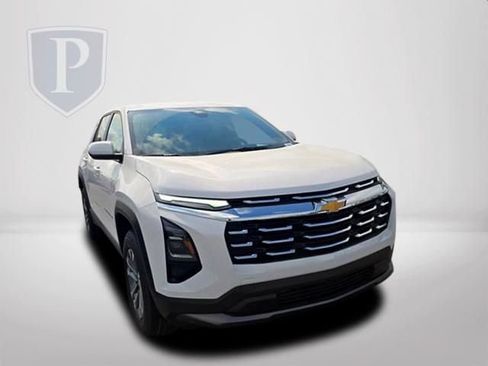 New 2027 Chevrolet Equinox LT FWD image 14