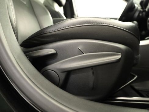 Used 2021 Jeep Compass 80th Special Edition w/ Sun and Sound Group image 37