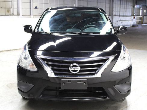 Used 2019 Nissan Versa S Plus FWD image 33