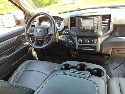 Used 2020 RAM 2500 Tradesman w/ Chrome Appearance Group AWD/4WD image 15