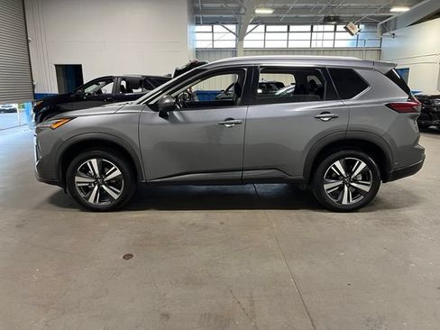 Used 2026 Nissan Rogue SL FWD image 6