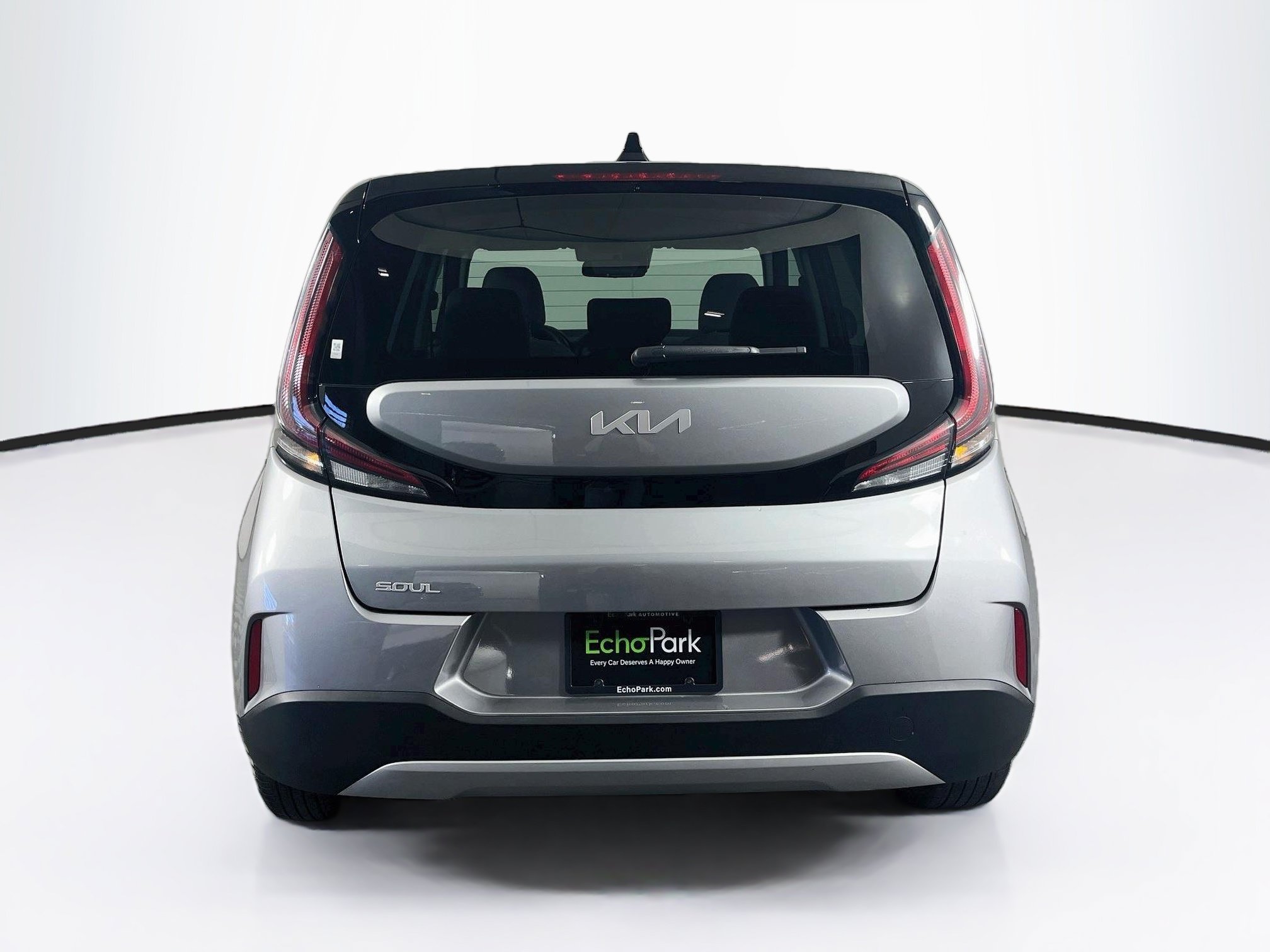 Used 2025 Kia Soul LX w/ LX Technology Package FWD image 7