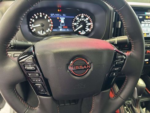 Used 2026 Nissan Frontier Pro-X w/ Pro-X Convenience Package RWD image 21