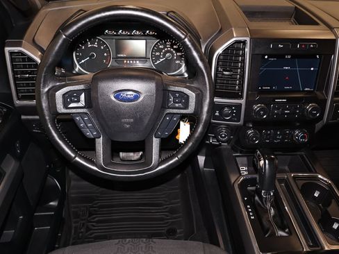 Used 2019 Ford F150 XLT w/ Equipment Group 302A Luxury AWD/4WD image 16