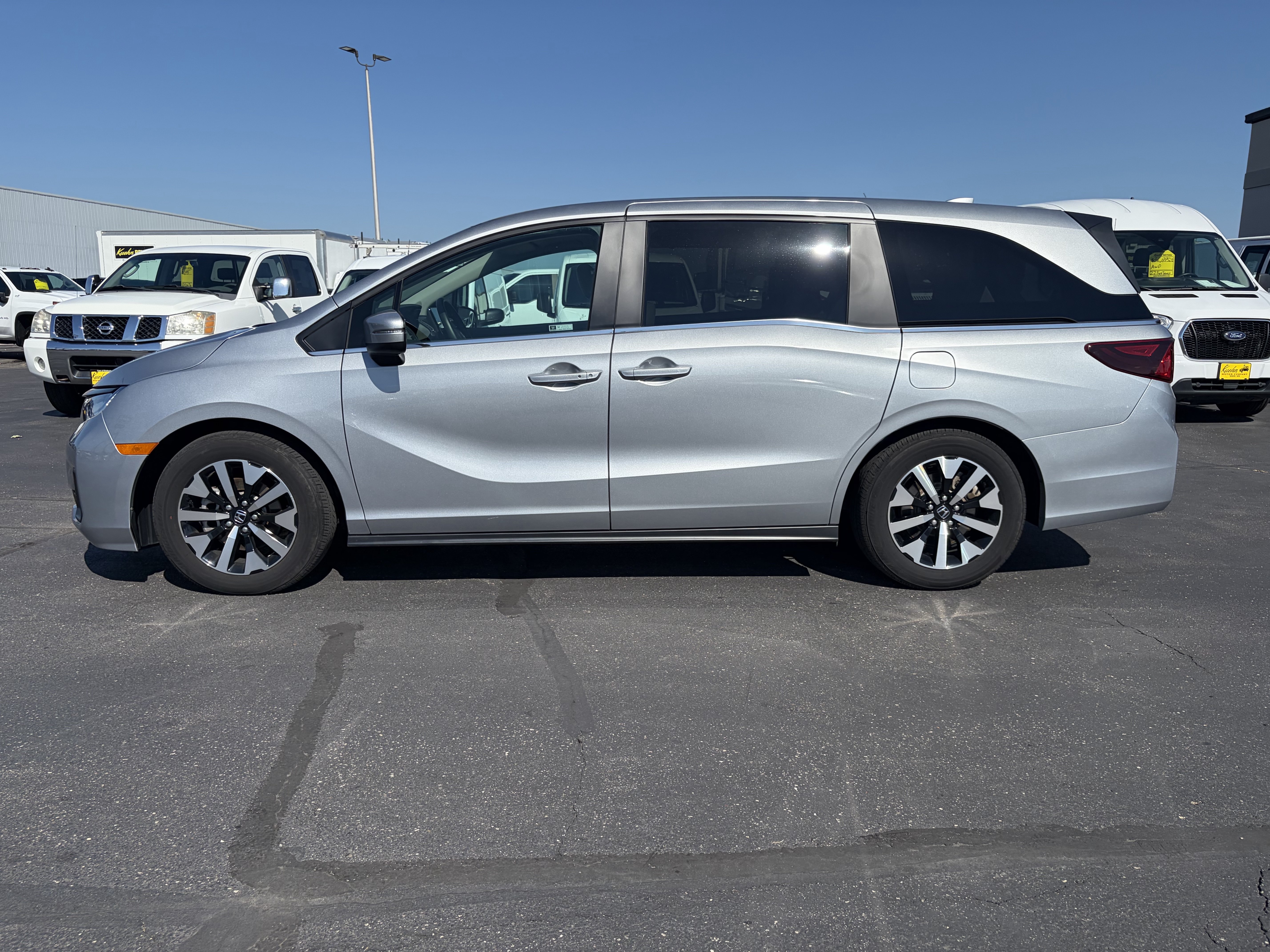 Used 2026 Honda Odyssey EX-L image 4