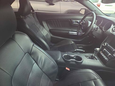 Used 2015 Ford Mustang GT Premium image 4