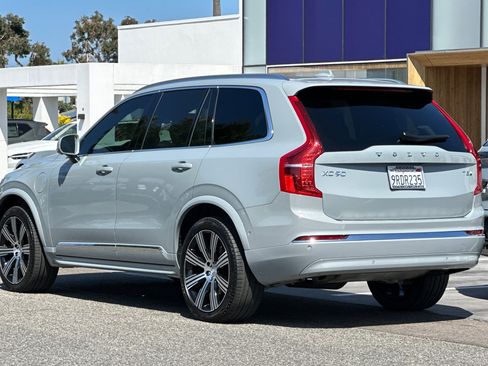 Certified 2025 Volvo XC90 T8 Plus w/ Protection Package Premier AWD/4WD image 6