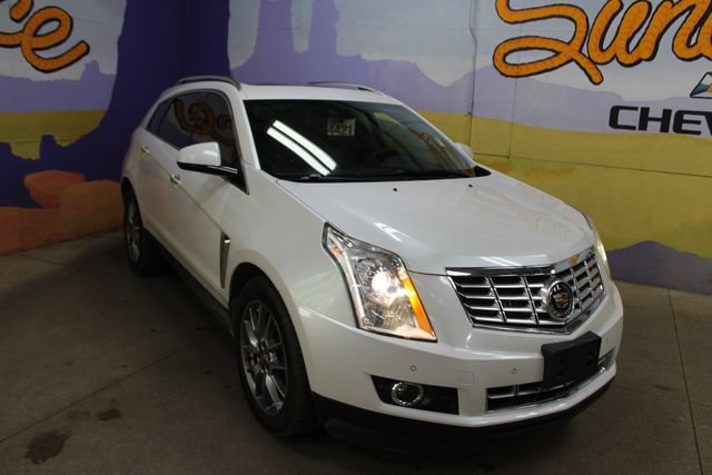 Used 2015 Cadillac SRX Premium AWD/4WD image 2