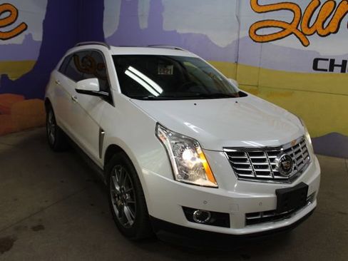 Used 2015 Cadillac SRX Premium AWD/4WD image 2