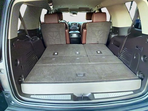 Used 2020 Chevrolet Tahoe Premier image 12