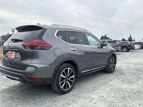 Used 2019 Nissan Rogue SL FWD image 3
