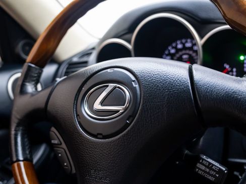 Used 2002 Lexus SC 430 Convertible RWD image 26