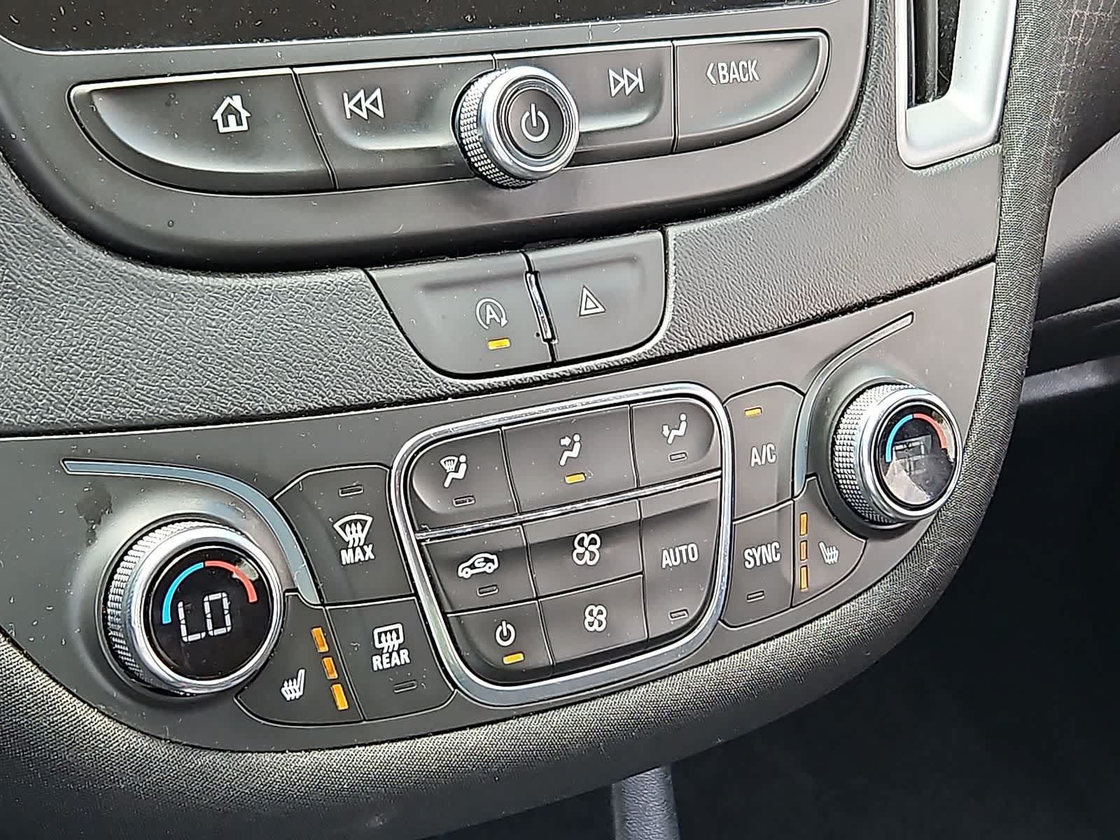 Used 2023 Chevrolet Malibu LT FWD image 23