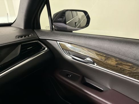 Used 2020 Cadillac XT6 Premium Luxury FWD image 22