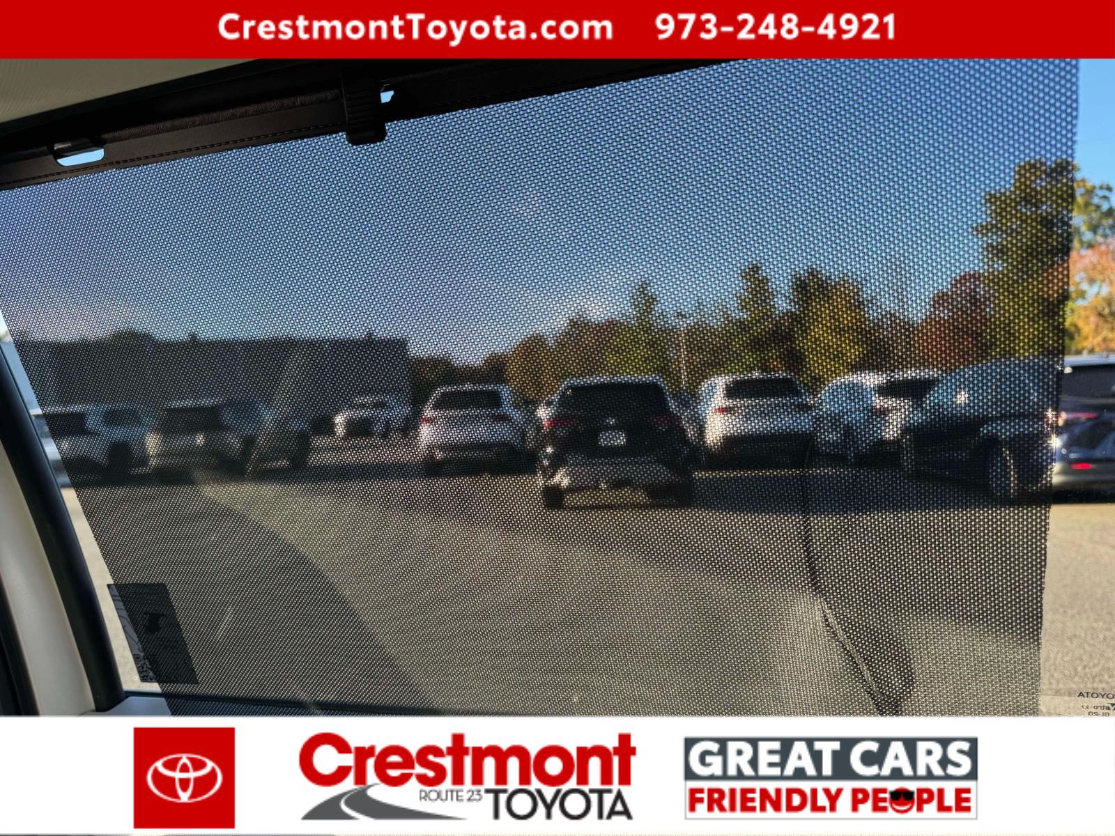Used 2026 Toyota Sienna XLE AWD/4WD image 12