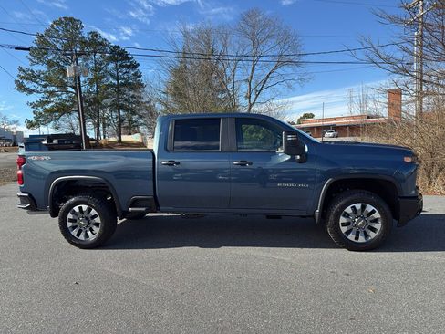 New 2026 Chevrolet Silverado 2500 Custom image 6