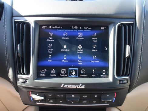 Used 2017 Maserati Levante S image 29