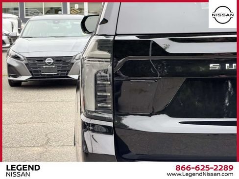 Used 2025 Chevrolet Suburban Premier AWD/4WD image 14