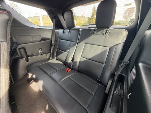 Used 2025 Ford Explorer ST-Line w/ ST-Line Street Pack image 21