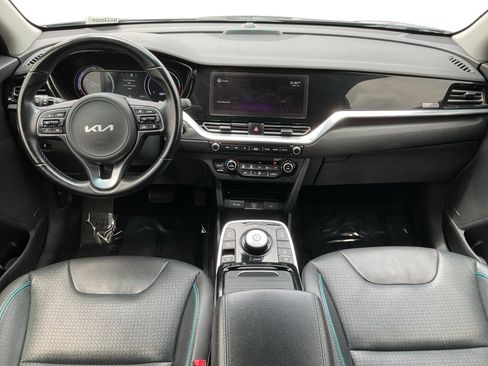 Used 2022 Kia Niro EX Premium FWD image 9