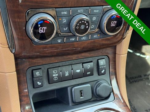 Used 2016 Buick Enclave Premium w/ Experience Buick Package FWD image 22