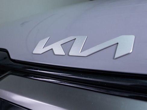 Used 2023 Kia Sportage X-Line w/ X-Line Premium Package image 5