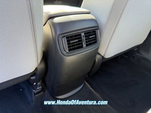 Certified 2017 Honda CR-V LX image 12