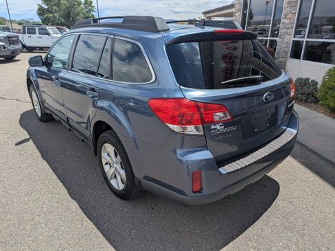 Used 2013 Subaru Outback 2.5i Limited AWD/4WD image 3
