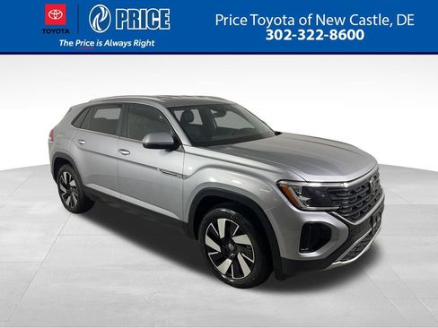 Used 2025 Volkswagen Atlas Cross Sport SE AWD/4WD image 1