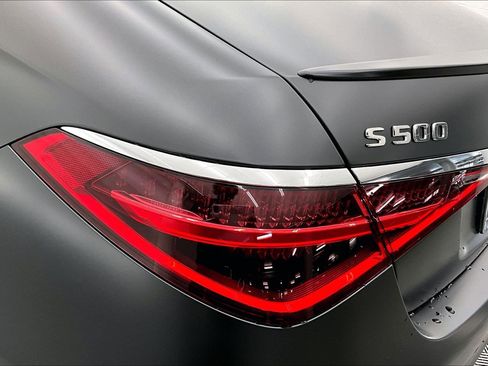 New 2026 Mercedes-Benz S 500 4MATIC image 11