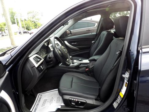 Used 2015 BMW 320i xDrive Sedan image 13