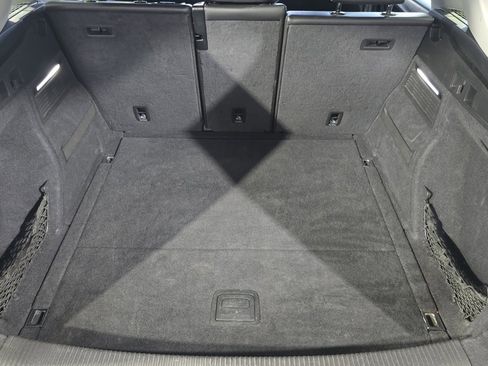 Used 2018 Audi Q5 2.0T Premium image 29