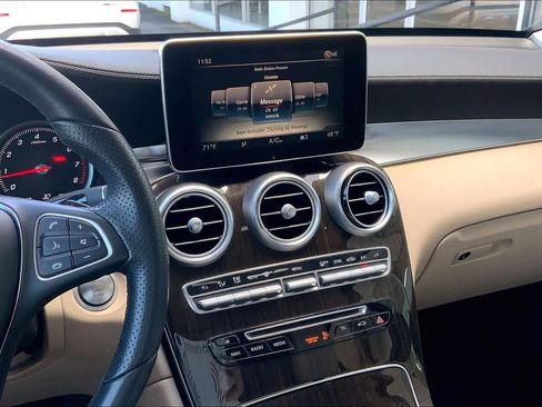 Used 2017 Mercedes-Benz GLC 300 4MATIC Coupe image 6