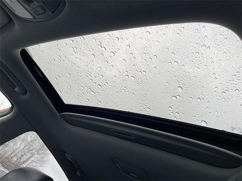 Used 2021 Hyundai Kona Limited image 18