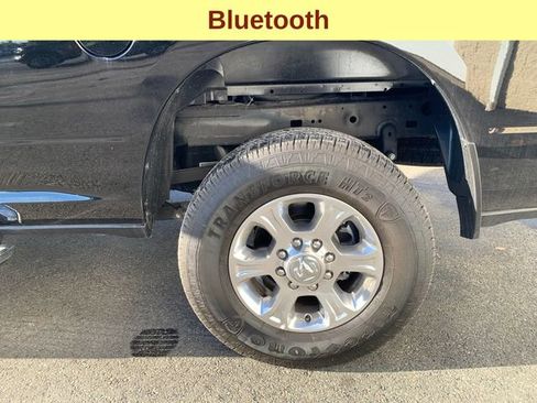 Used 2024 RAM 2500 Big Horn w/ Sport Appearance Package image 9