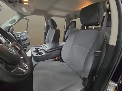 Used 2024 RAM 1500 Classic SLT AWD/4WD image 14