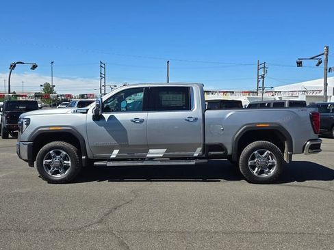 Used 2026 GMC Sierra 3500 SLT w/ SLT Premium Package AWD/4WD image 2