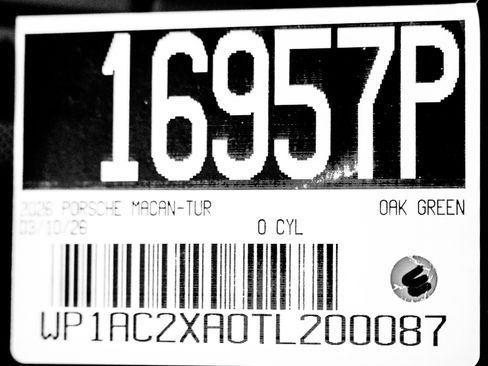 New 2026 Porsche Macan Turbo Electric image 29