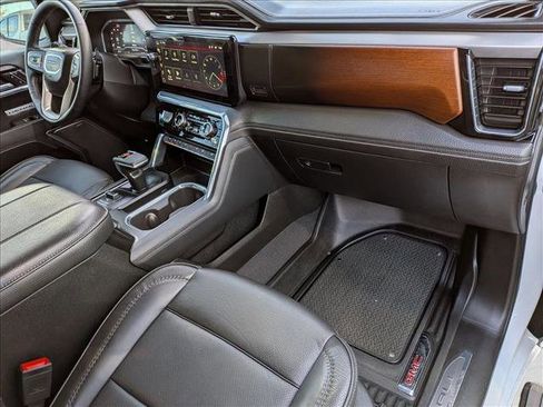 Used 2024 GMC Sierra 1500 Denali w/ Denali Reserve Package image 22