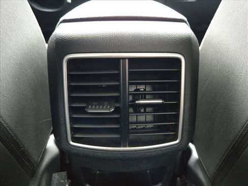 Used 2023 Kia Sportage LX AWD/4WD image 16