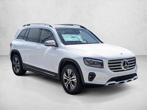 Used 2026 Mercedes-Benz GLB 250 image 6