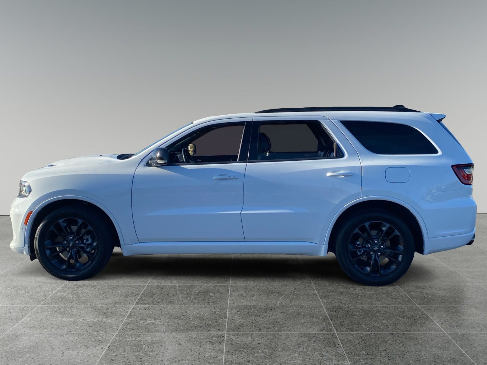 Used 2024 Dodge Durango R/T RWD image 2
