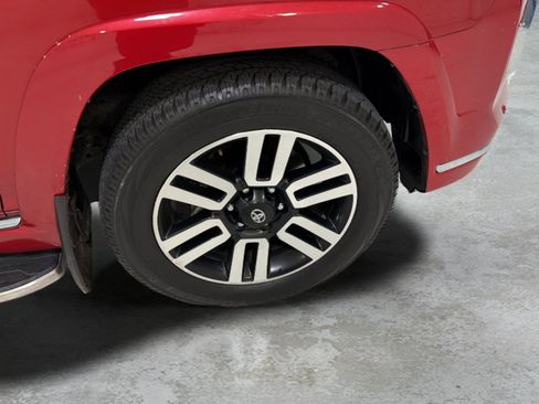 Used 2022 Toyota 4Runner Limited AWD/4WD image 26