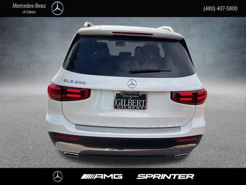 New 2026 Mercedes-Benz GLB 250 image 5