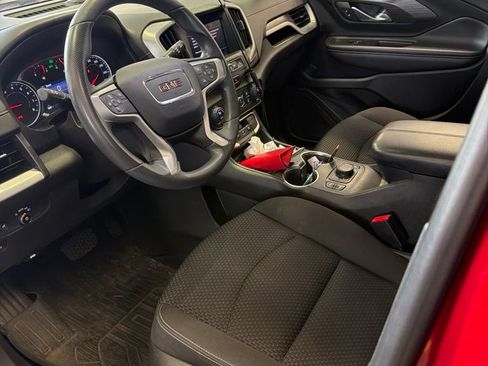 Used 2022 GMC Terrain SLE w/ Driver Convenience Package AWD/4WD image 1