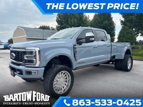 Used 2024 Ford F350 Platinum AWD/4WD image 1