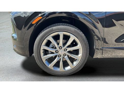 Certified 2025 Buick Encore GX Avenir w/ Avenir Technology Package AWD/4WD image 34